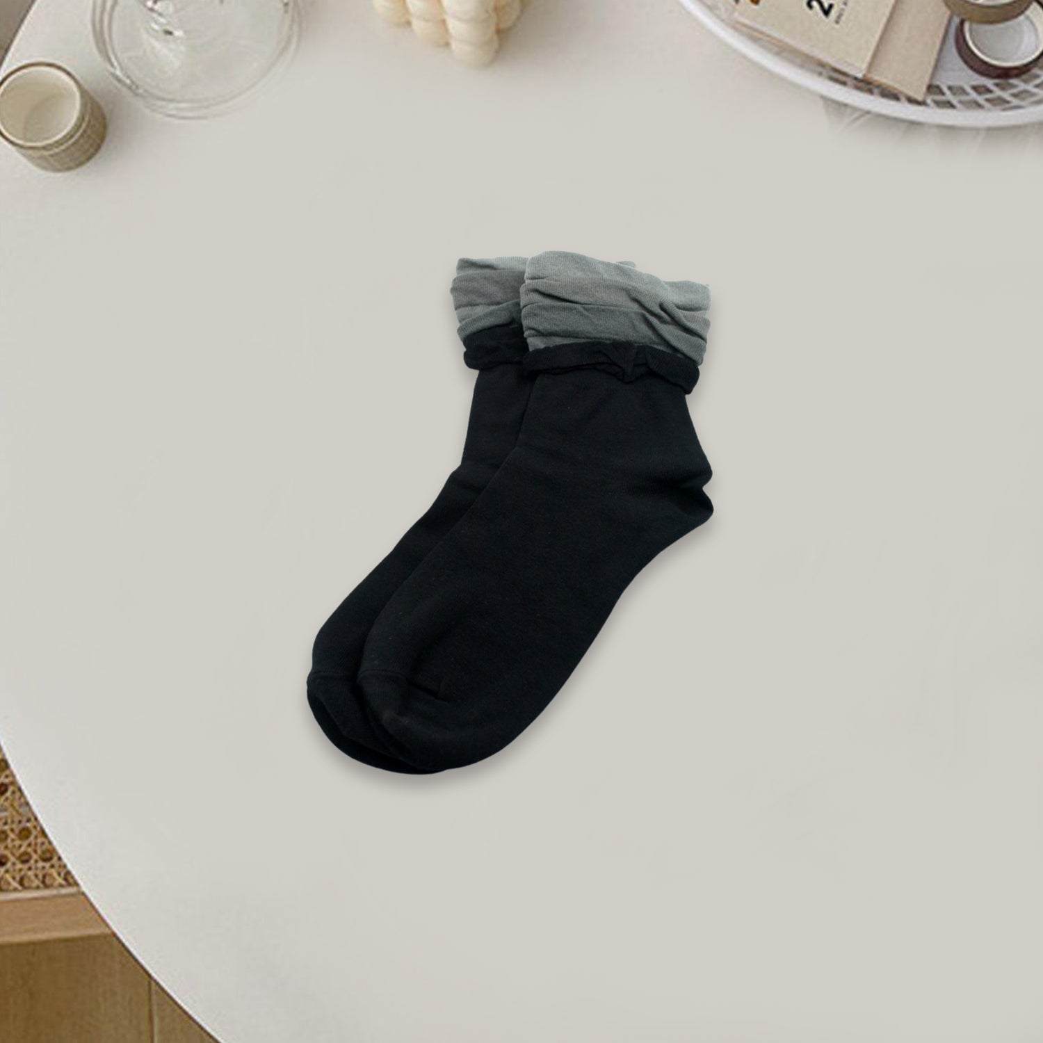 7295 Classic Simple Soft Skin Friendly Socks ( 1 Pair ) 7295 Classic Simple Soft Skin Friendly Socks ( 1 Pair )